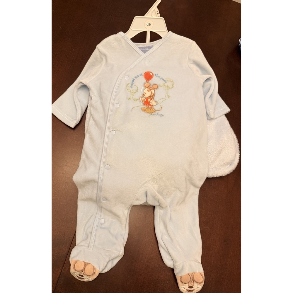 Disney Baby Mickey Mouse 6 Mo Outfit With Matching Blanket